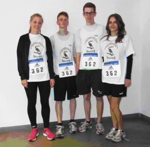 Auf dem Bild ist das Staffelteam II abgebildet: Monika Sterk, Florian Reisacher, Jonas Müller, Jana Munz.