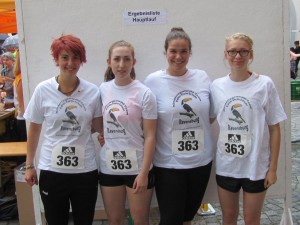 Foto von links nach rechts: Julia Sterk, Lilian Roth, Lina Stern, Melissa Müller