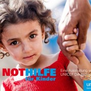 Nothilfe für Kinder - eine Ausstellung von UNICEF an der Edith-Stein-Schule