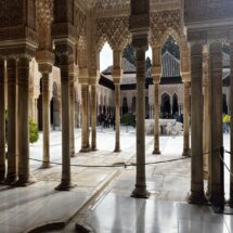 Löwenbrunnen im Herzen der Alhambra